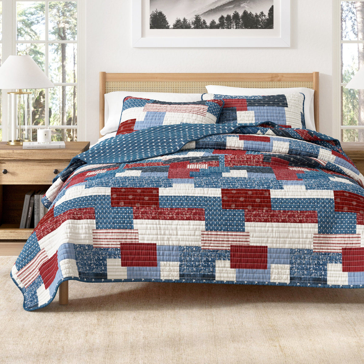 Americana Patchwork Quilt Set - Lowel Collection